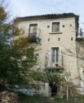 3477-Attached stone farm house Chieti