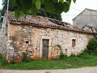 An old house for sale in Rakalj Rakalj