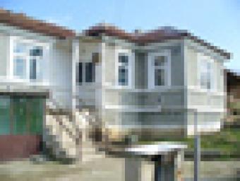 House in peace and quiet area. Varna