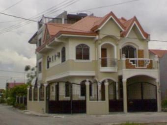 Suburbia East/ Single Attached Calumpang