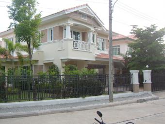Sale House at Land&House Phuket Phuket