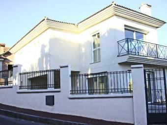 Modern villa with sea views Benalmadena