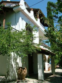 Villa 40sq m plus 8 studios Corfu