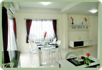 Two storey linked detached villa Pattaya