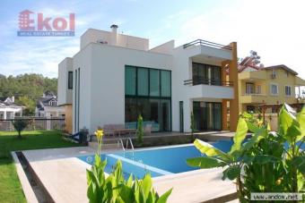 107/Antalya kemer  triplex villa Antalya