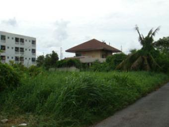 Land for sale near suvanabhumi Bangkok