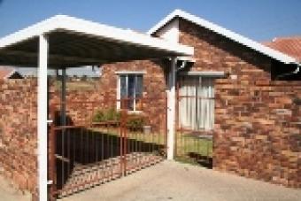 Town house in Kempton Park Pretoria