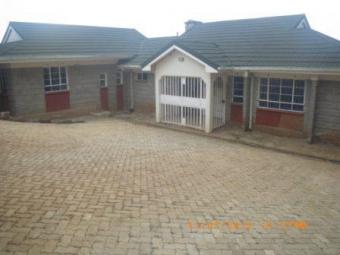 3 bedroom house 0.25 acre Ngong Mombasa