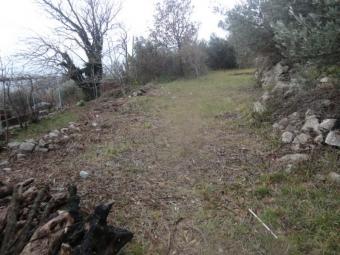 The land with stone house Re�evići