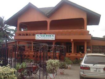 LIVE AND WORK RESTAURANT FOR REN Accra