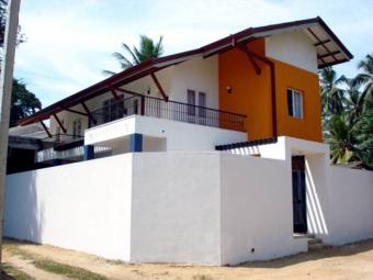 Modern Upstairs House for Sale Colombo