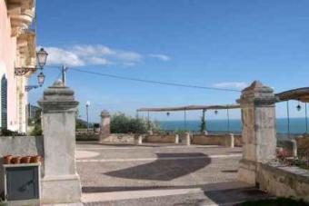 GARANO, VILLA MANGANARO sea view Macchia, Monte Sant`angelo