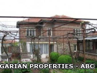 house in Elhovo area Elhovo Area