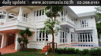For Rent:Classic house with pool Bangkok