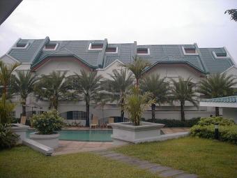 Exec. townhouse in New Manila Quezon City
