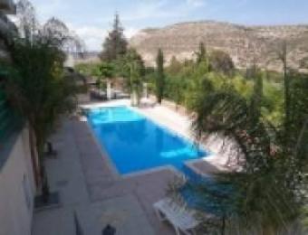 1 b/room Apt with mountain view Yermasoyia