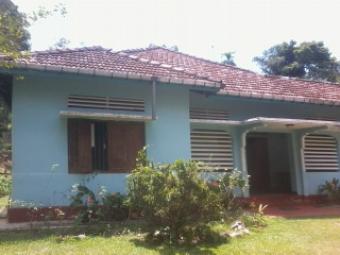 Antique house and land Galle