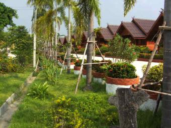 Resort Hotel  and Farmland Nakhon Sawan