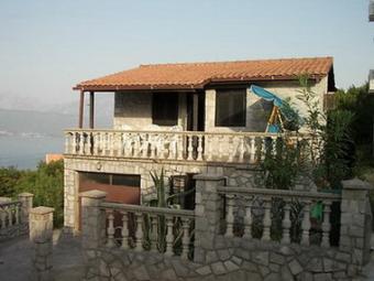 Stone house in Krasici Mne