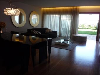 Villas 4 bedrooms BEACH LE�A P