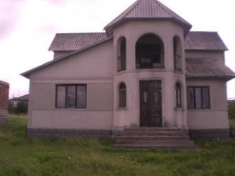 living house Donduseni