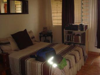 1.5 bedroom flat close to beach Amanzimtoti