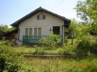 House situated in lovely village Lovets