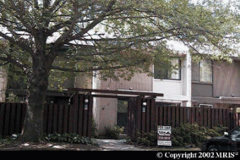 TWNHOUSE NEAR RESTON PARKWAY Reston