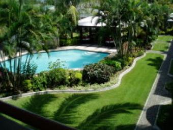 Red Knight Gardens Suites Davao