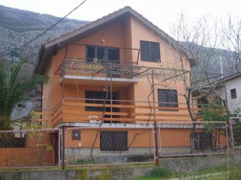 Hause near sea, Montenegro Sutomore