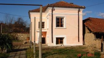 LARGE RENOVATED HOUSE IN ROSE VA Karlovo
