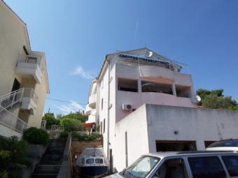 APARTMENT ON ATTRACTIVE LOCATION Krk