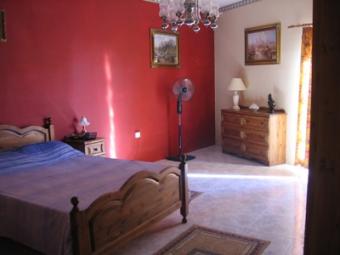 Rabat Ref No:10050195 Rabat