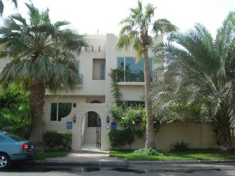 Quiet and Green Living VILLA... Maseela