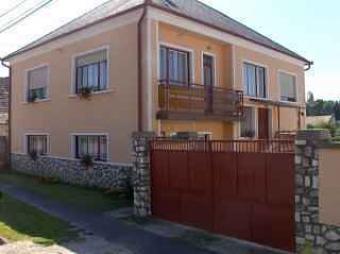 Family house in Hungary Kup