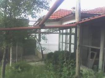 Solid single-storey house Near Varna