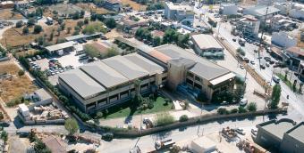 FOR  RENT- Building  7900 sqm Attikí