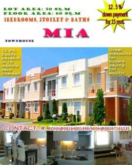 HOUSE AND LOT IN LAKESHORE PAMP. Pampanga