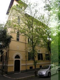 Top floor in Liberty Villa Rome