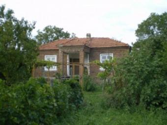 cheap rural house with land Varna