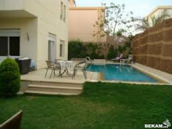 Villa For Rent in(west Golf Comp New Cairo