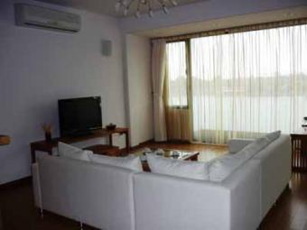 $1500 Lake view apartment in Tay Hanoi