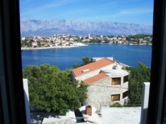 APARTMENTS IN PUNTINAK Brac