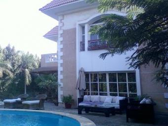 villa for rent semi furnished Shiekh Zayed City