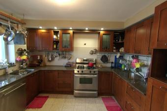 4BR/3BA GORGEOUS APT FOR RENT Nachlaot, Jerusalem