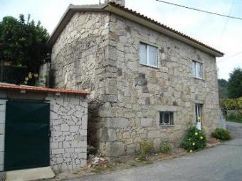 Ston House in Sever de Vouga Sever Do Vouga