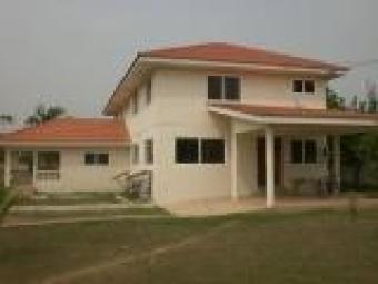 5 Bedrooms At Tema Comm. 6 Tema
