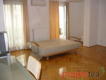 APARTMENT WITH DIRECT CONNECTION Budapest