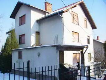 Large house with a nice garden Kumanovo