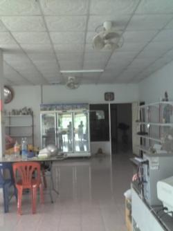 Minimart with 7 brds house for s Burirum